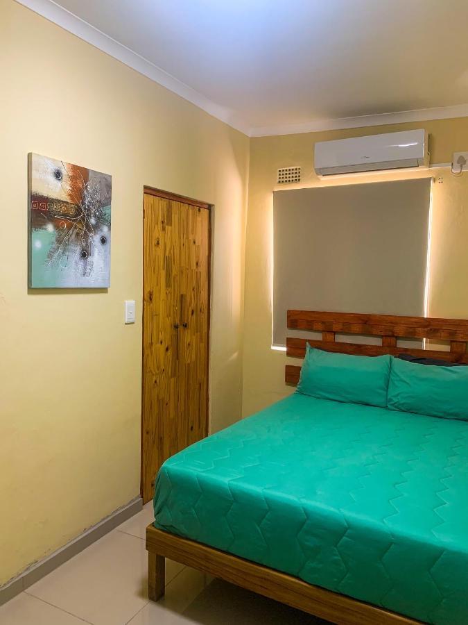 Aliahidi Bed & Breakfast เคปทาวน์ ภายนอก รูปภาพ